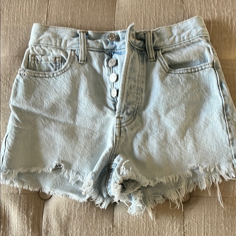 Light Blue Denim vintage, high-rise, Frayed Hem Women Shorts